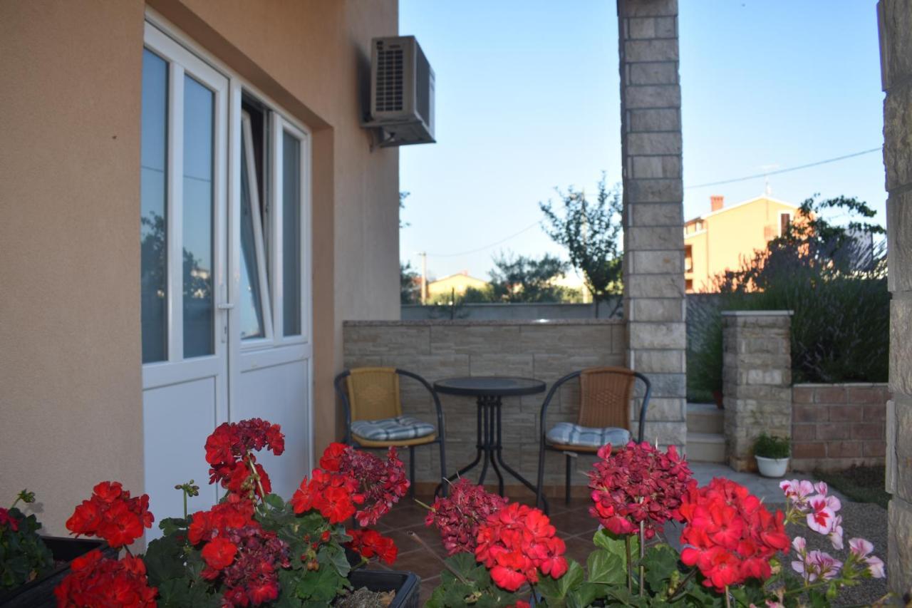 Apartment Lavanda 2 Porec Exterior photo