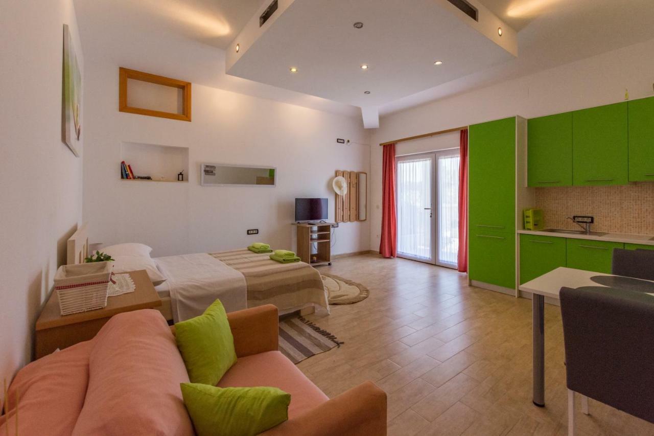 Apartment Lavanda 2 Porec Exterior photo