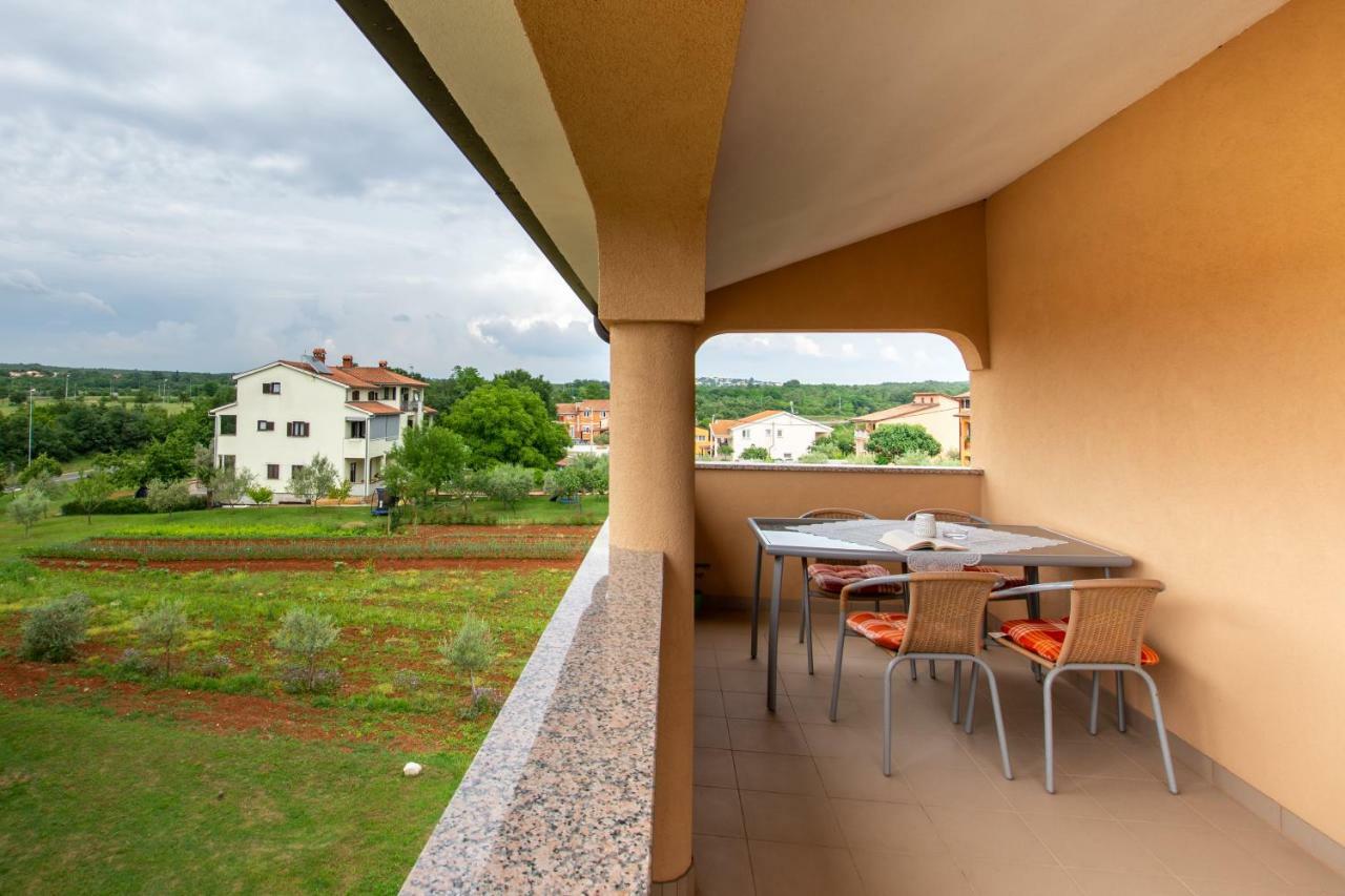 Apartment Lavanda 2 Porec Exterior photo
